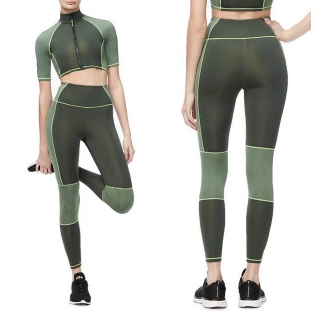 Good American Green The Dual Life Tonal 7/8 Legging Heathered Frost